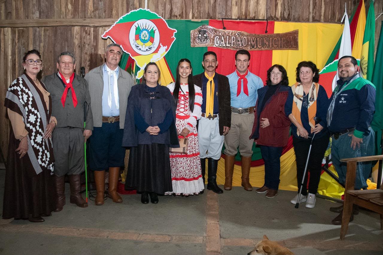 Semana Farroupilha 2026: prefeito Lucas Menezes destaca união do tradicionalismo e projeta uma das maiores edições da história