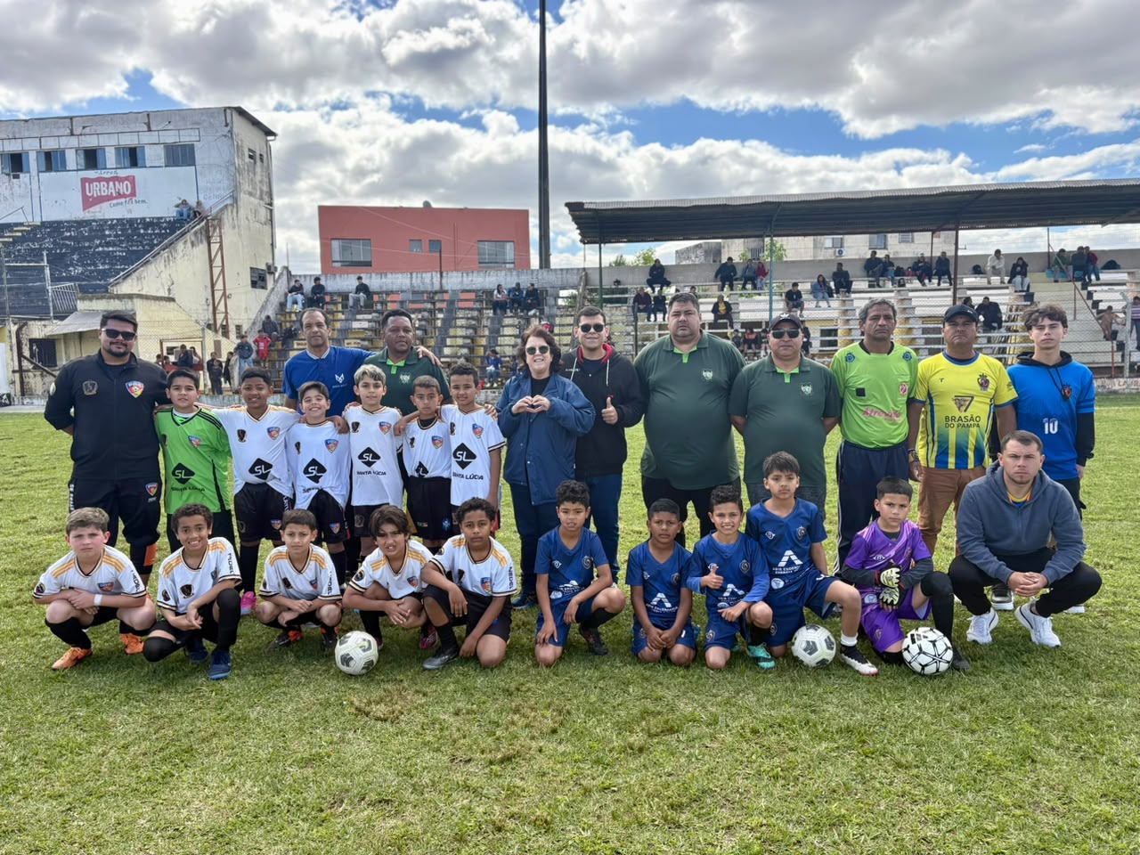 Com apoio da Prefeitura, 5ª edição do Campeonato de Futebol de Base começa com 11 jogos