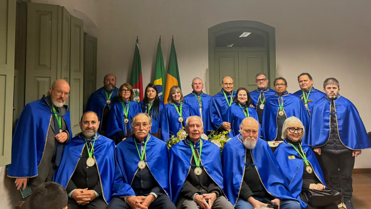 Prefeitura reforça compromisso com a cultura em posse na Academia Gabrielense de Letras